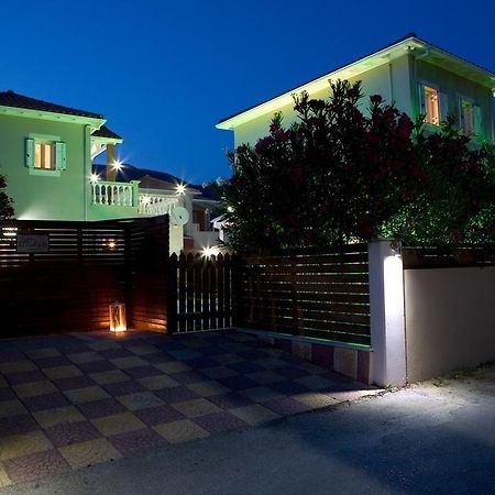 Le Torri Villas By Nidri Holiday Villas Eksteriør billede