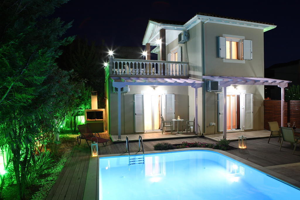 Le Torri Villas By Nidri Holiday Villas Eksteriør billede